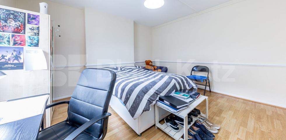 			GOOD FOR 2 SHARERS!, 2 Bedroom, 1 bath, 1 reception Flat			 Chalton Street, CAMDEN / EUSTON